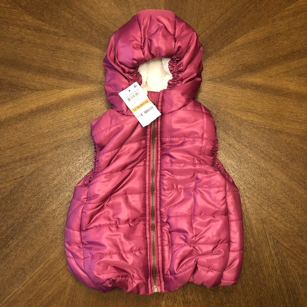 NWT Hooded pink puffer vest